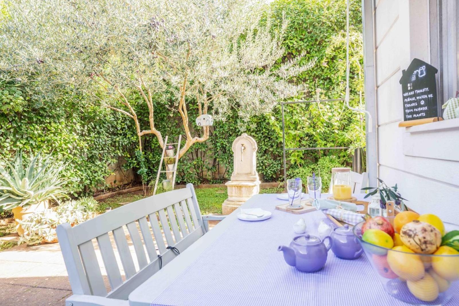 Apartment With Terrace And Garden Next To Marjan Park - 2 Free Bikes Split Bagian luar foto