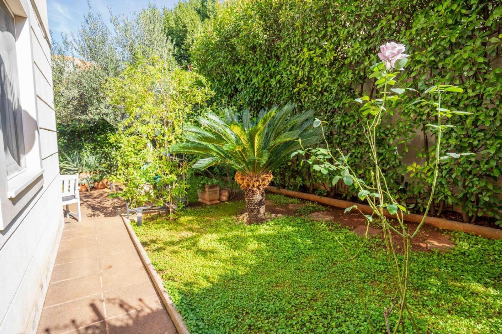 Apartment With Terrace And Garden Next To Marjan Park - 2 Free Bikes Split Bagian luar foto